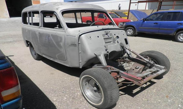 Volvo Duett plus parts car(s)
