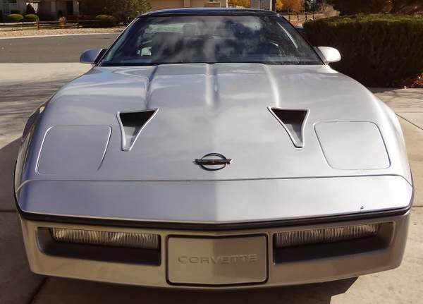 A True 1980s Icon: 1987 Callaway Corvette Twin Turbo!