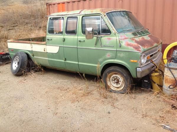 Remember Custom Towing Vans from the 70s and 80s?